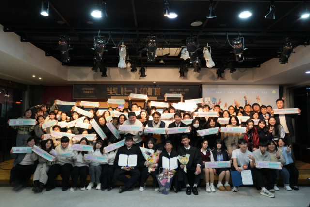 도시속작은학교·비전학교 졸업식 ‘빛나는 너에게’ 성료