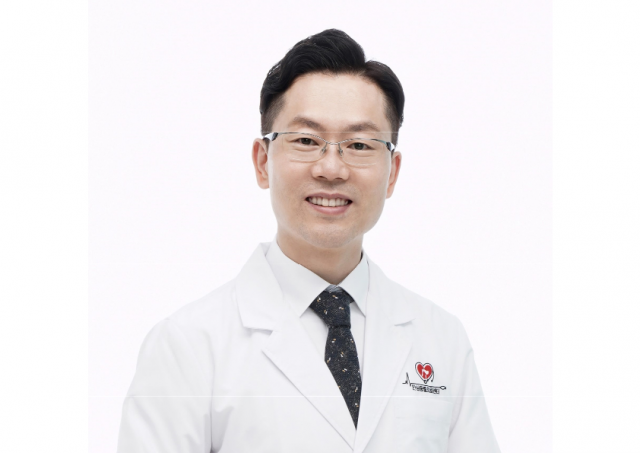 피부 재생·레이저 치료 선도… 안심동물의료센터 장인성 원장 ‘현대 한국인물사’ 공식 등재